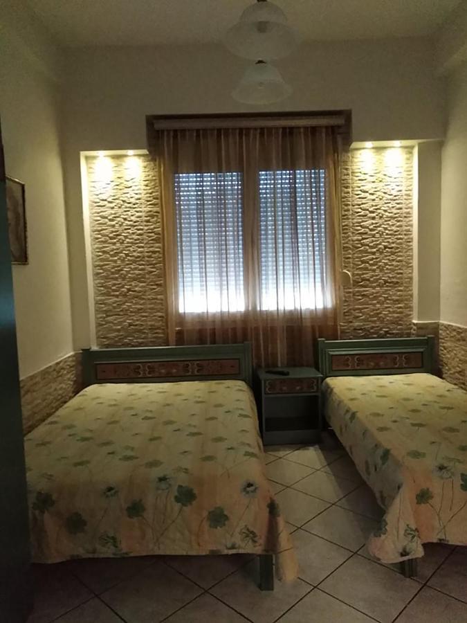 Villa Niki Olympiakí Aktí Exteriör bild