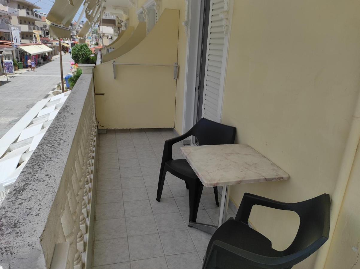 Villa Niki Olympiakí Aktí Exteriör bild